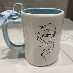 Rae Dunn Disney Frozen Elsa Mug. Elsa/Ice queen.